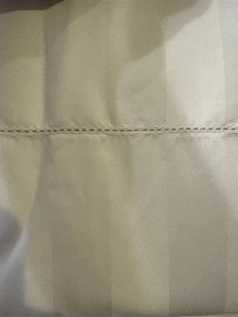 cream top sheet & two pillow cases charter club, Queen